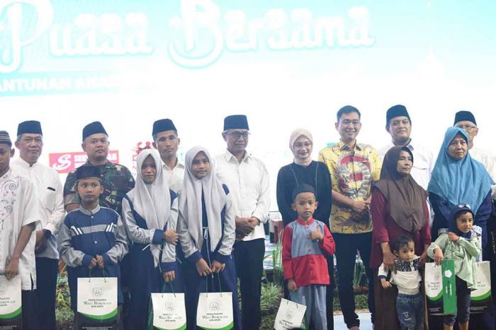 Hadiri Bukber dan Santunan Anak Yatim di PP Wali Barokah, Mbak Wali Optimis Kota Kediri Makin MAPAN