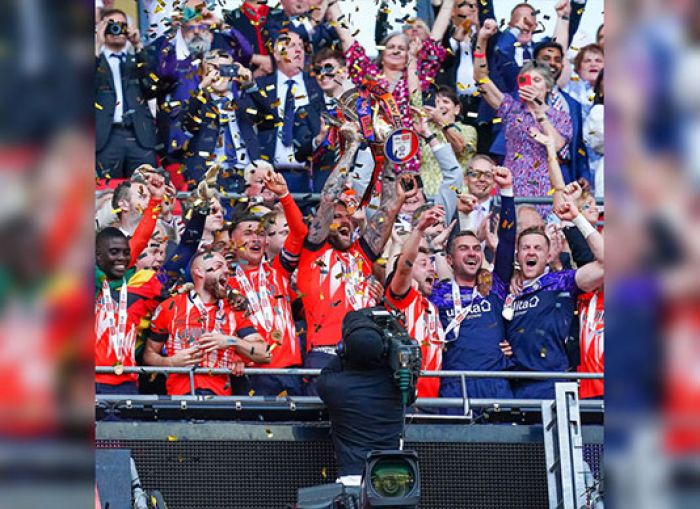 Profil Luton Town, Klub Promosi Liga Inggris yang Miliki Stadion Terkecil Profil Luton Town, Klub Promosi Liga Inggris yang Miliki Stadion Terkecil