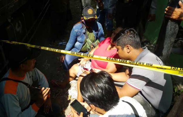 Sopir Kendat Pakai Tali Sabuk Pengamanan Truk Sopir Kendat Pakai Tali Sabuk Pengamanan Truk