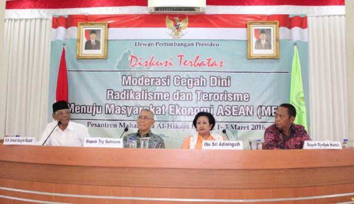 Atasi Radikalisme, Prof Mas