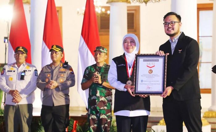 Awali Tahun 2023, Gubernur Khofifah Terima Dua Penghargaan Muri, Apa Saja? Awali Tahun 2023, Gubernur Khofifah Terima Dua Penghargaan Muri, Apa Saja?
