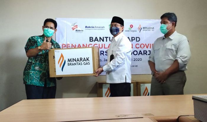 Bakrie Group, Minarak Brantas Gas, dan SKK Migas Berikan Bantuan APD