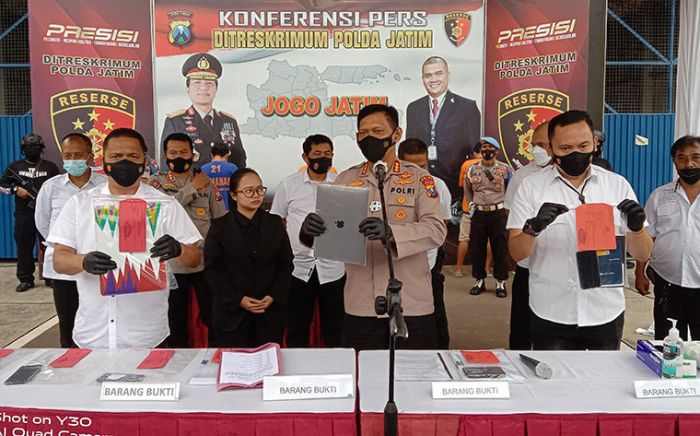 Komplotan Penyelundup Motor Hasil Curian ke Timor Leste Dibekuk Polda Jatim Komplotan Penyelundup Motor Hasil Curian ke Timor Leste Dibekuk Polda Jatim