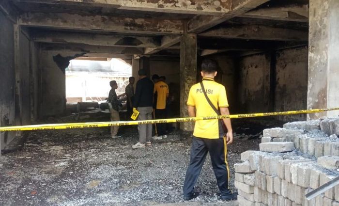 Selidiki Penyebab Kebakaran Pom Mini di Probolinggo, Polisi Gelar Olah TKP