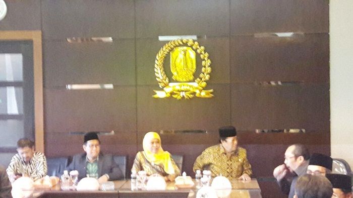 Khofifah dan Pimpinan Dewan Bahas Sinkronisasi Program Khofifah dan Pimpinan Dewan Bahas Sinkronisasi Program