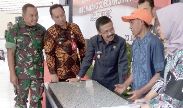 Sosialisasikan KUR Mikro, BRI Sasar Pelaku UMKM Junrejo Sosialisasikan KUR Mikro, BRI Sasar Pelaku UMKM Junrejo