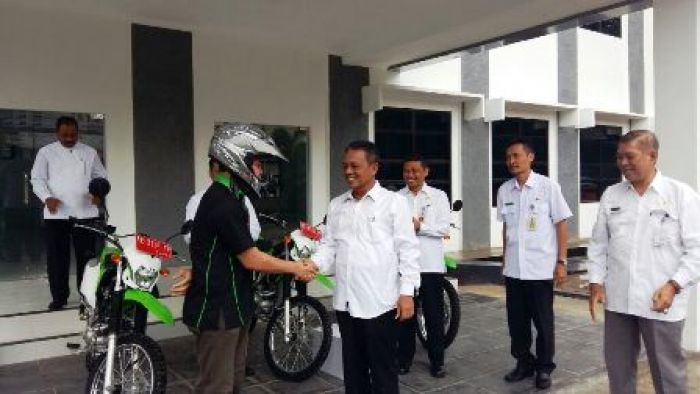 Bupati Indartato Serahkan Tiga Trail Penunjang Kegiatan Predator