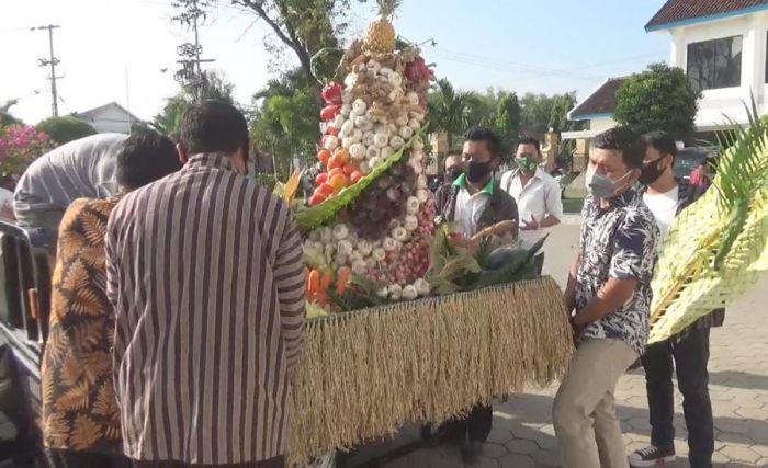 Pandemi, Tradisi Unduh-unduh GKJW Jombang Digelar Secara Simbolis Pandemi, Tradisi Unduh-unduh GKJW Jombang Digelar Secara Simbolis
