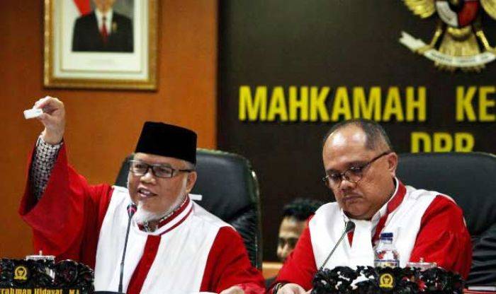 Sidang Etika Ketua DPR Tertutup, Presiden Jokowi Kecewa Sidang Etika Ketua DPR Tertutup, Presiden Jokowi Kecewa