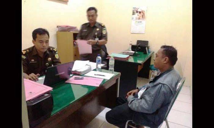 Kejari Sidoarjo Jemput Paksa Suami Mantan Bendahara Desa Buduran Kejari Sidoarjo Jemput Paksa Suami Mantan Bendahara Desa Buduran
