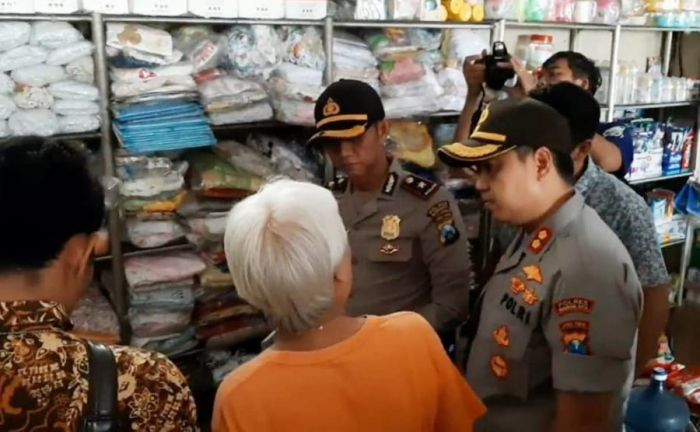 Di Pasuruan Ada Pedagang Nakal Jual Masker Rp 250 Ribu/Box, Kapolres: Kami akan Cari Penimbun Masker Di Pasuruan Ada Pedagang Nakal Jual Masker Rp 250 Ribu/Box, Kapolres: Kami akan Cari Penimbun Masker
