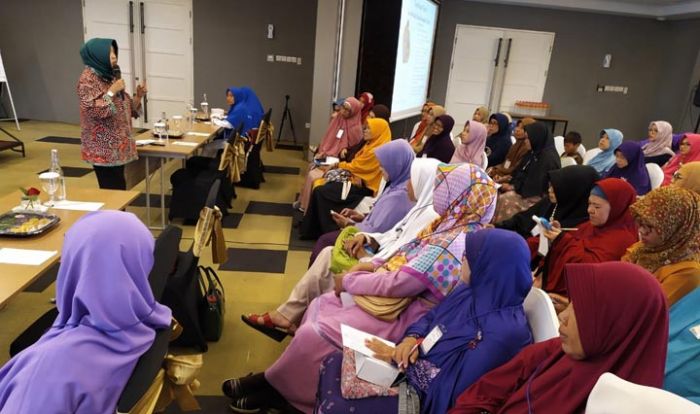 Salimah Gelar Talkshow Parenting, Bantu Bunda Pasca Perceraian Salimah Gelar Talkshow Parenting, Bantu Bunda Pasca Perceraian