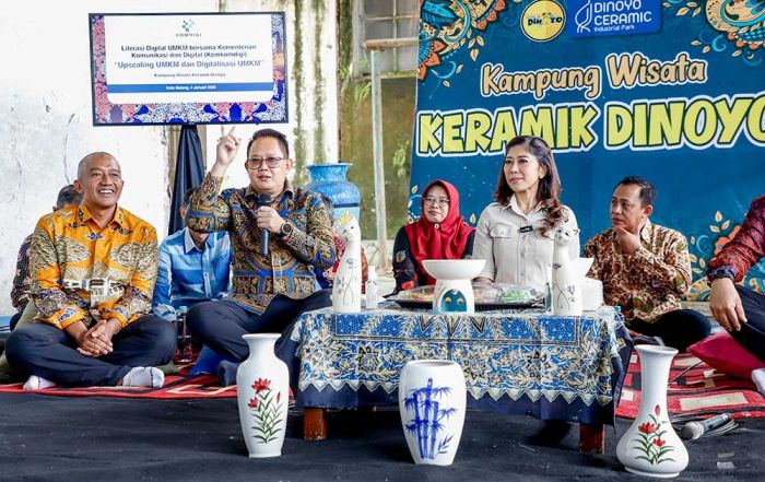 Pj. Gubernur Jatim Apresiasi Kemkomdigi Ajak UMKM Malang Naik Kelas Lewat Digitalisasi Pj. Gubernur Jatim Apresiasi Kemkomdigi Ajak UMKM Malang Naik Kelas Lewat Digitalisasi