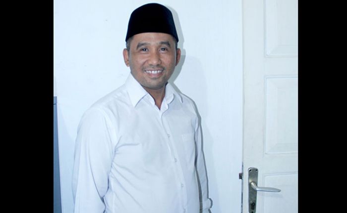 Komisi C Imbau Sekolah yang Senasib dengan SDN 4 Gunungsari Ajukan Izin ke Gugas Covid-19 Kota Batu Komisi C Imbau Sekolah yang Senasib dengan SDN 4 Gunungsari Ajukan Izin ke Gugas Covid-19 Kota Batu