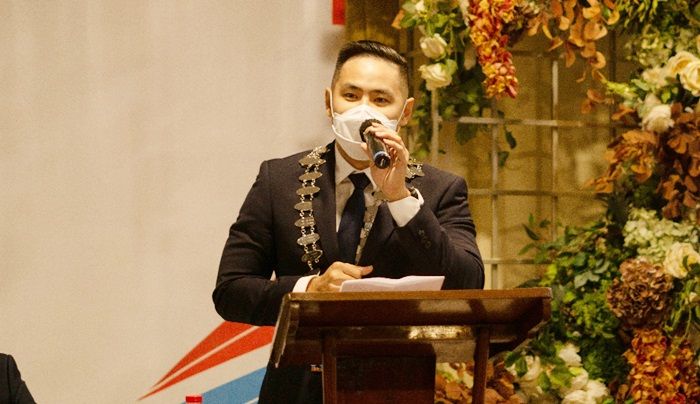 Jhonny Thio Doran Membangun Sukses dari Sebuah Kamar Kos Jhonny Thio Doran Membangun Sukses dari Sebuah Kamar Kos