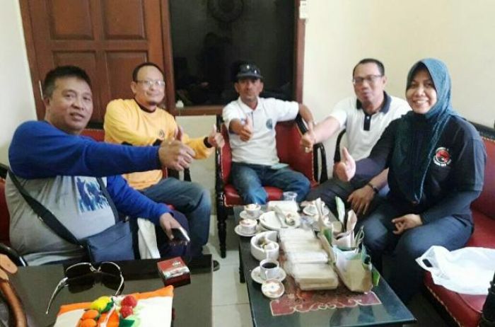 Lima Parpol Kompak Desak DPRD Usut Biaya Gathering Pemkab Gresik ke Malaysia Lima Parpol Kompak Desak DPRD Usut Biaya Gathering Pemkab Gresik ke Malaysia