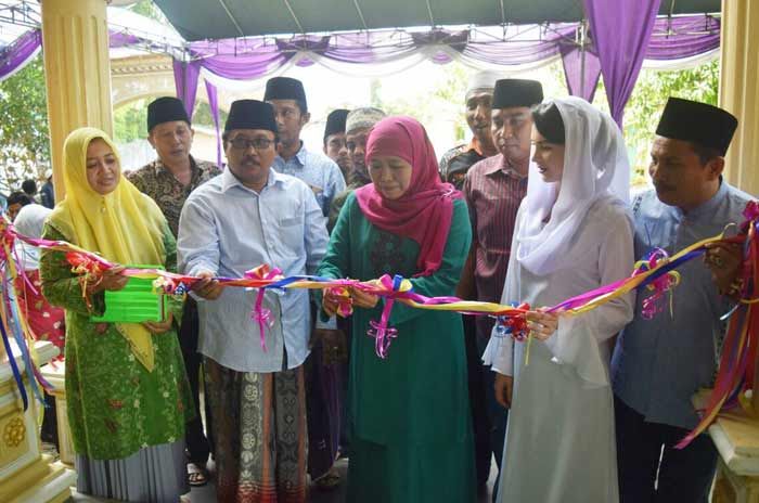 Khofifah Buka Posko Pemenangan di Bangkalan, Emil Bersama Muslimat NU di Surabaya Khofifah Buka Posko Pemenangan di Bangkalan, Emil Bersama Muslimat NU di Surabaya