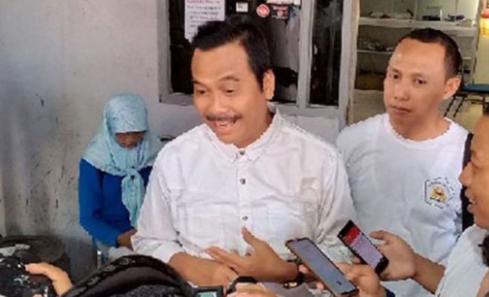 Wakil Bupati Gresik Tegaskan Tidak Ada Pengerahan Massa Dalam Pembagian BLT DD Covid-19 Wakil Bupati Gresik Tegaskan Tidak Ada Pengerahan Massa Dalam Pembagian BLT DD Covid-19