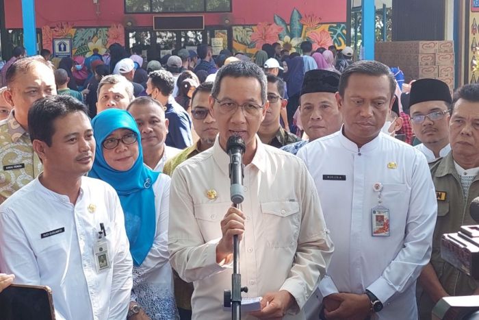 Kasus Covid-19 Naik, Pj Gubernur DKI Imbau Warga Hindari Kerumunan Kasus Covid-19 Naik, Pj Gubernur DKI Imbau Warga Hindari Kerumunan