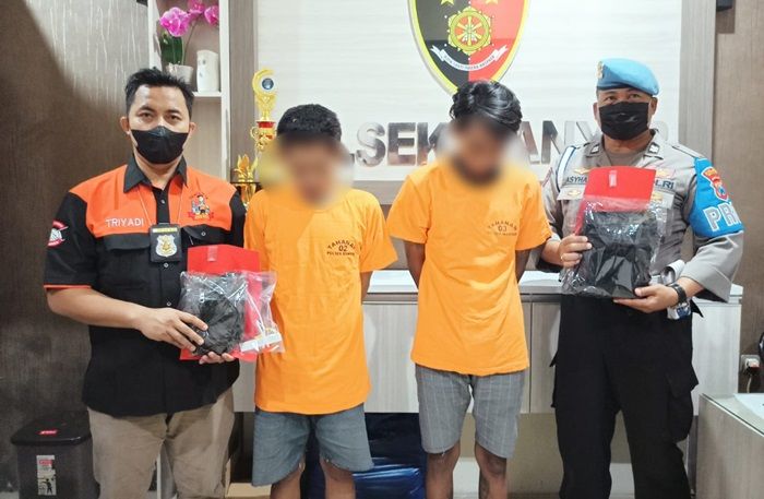 Edarkan Narkoba, Dua Pemuda di Manyar Gresik Diamanakan Polisi Saat Tunggu Pelanggan Edarkan Narkoba, Dua Pemuda di Manyar Gresik Diamanakan Polisi Saat Tunggu Pelanggan