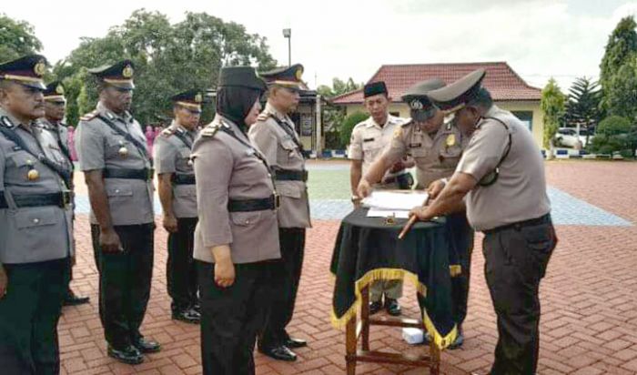 Kapolres Sumenep Pimpin Upacara Sertijab Kasat dan Kapolsek Jajaran Kapolres Sumenep Pimpin Upacara Sertijab Kasat dan Kapolsek Jajaran