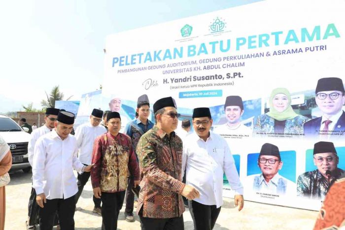 Groundbreaking Gedung Auditorium, Pj Gubernur Adhy: UAC Tingkatkan SDM Jatim Groundbreaking Gedung Auditorium, Pj Gubernur Adhy: UAC Tingkatkan SDM Jatim