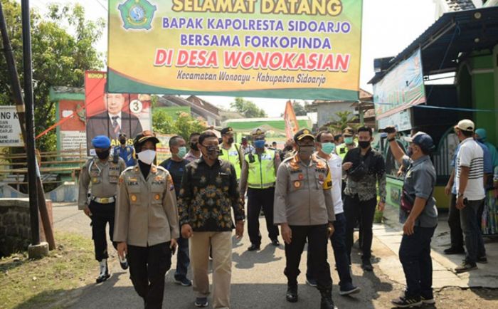 Kunjungi Kampung Tangguh Wonokasian, Kapolresta Sidoarjo Beri Semangat Warga Kunjungi Kampung Tangguh Wonokasian, Kapolresta Sidoarjo Beri Semangat Warga