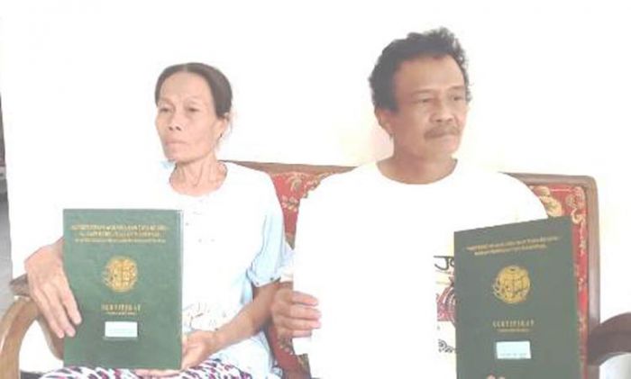 Terlanjur Bayar Biaya Reguler, Sertifikat Tanah Warga Sempu Banyuwangi Ternyata Diurus Lewat PTSL Terlanjur Bayar Biaya Reguler, Sertifikat Tanah Warga Sempu Banyuwangi Ternyata Diurus Lewat PTSL