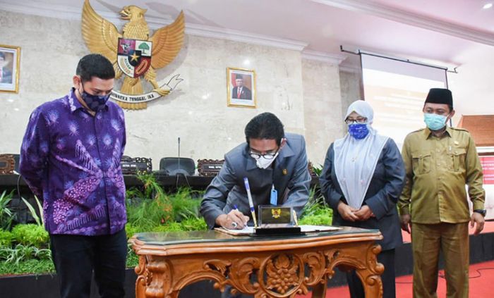 ​DPRD Kota Kediri Gelar Rapat Pendapat Akhir Fraksi atas Raperda APBD TA 2019