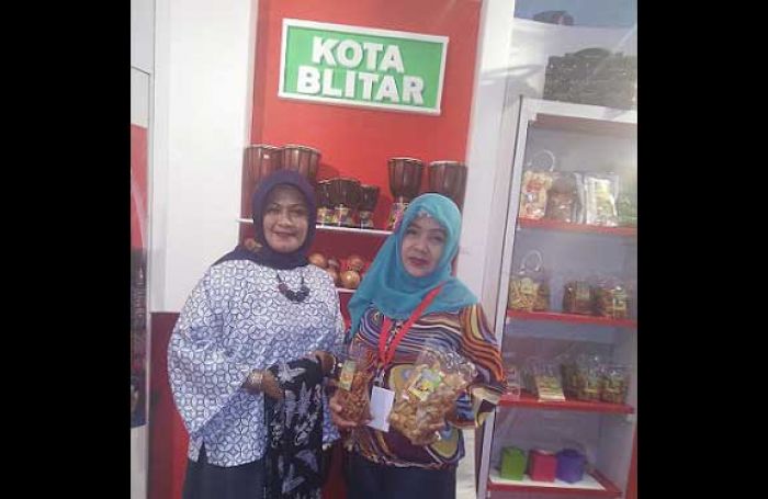 Peserta Expo Koperasi dan UMKM Jatim Keluhkan Sepi Pembeli Peserta Expo Koperasi dan UMKM Jatim Keluhkan Sepi Pembeli