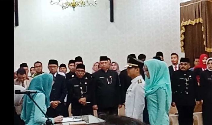 Arumi Lantik Ketua TP PKK dan Dekranasda Kabupaten Trenggalek Arumi Lantik Ketua TP PKK dan Dekranasda Kabupaten Trenggalek