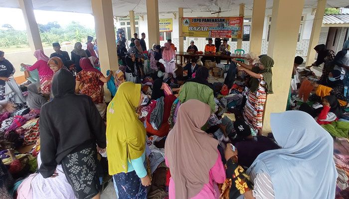 FRPB Pamekasan Gelar Bazar Baju Layak Pakai Gratis Layak Pakai Bagi Masyarakat Larangan Dalam