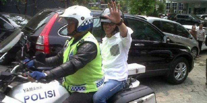 Naik Voorijder, Menteri Hanif Dhakiri Jelaskan soal Lompat Pagar Naik Voorijder, Menteri Hanif Dhakiri Jelaskan soal Lompat Pagar