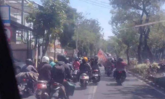 Tutup Jalan Raya saat Konvoi, Polrestabes Surabaya Amankan Puluhan Pesilat Tutup Jalan Raya saat Konvoi, Polrestabes Surabaya Amankan Puluhan Pesilat