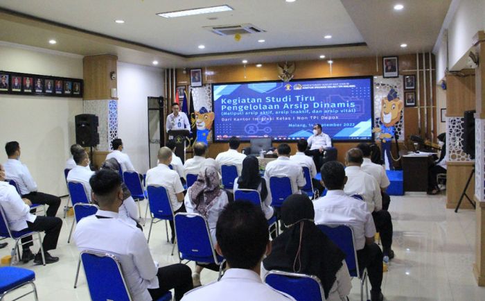 Kantor Imigrasi Depok Belajar Kearsipan Sampai ke Malang Kantor Imigrasi Depok Belajar Kearsipan Sampai ke Malang