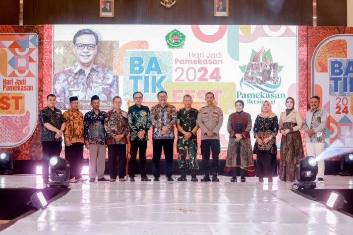 Meriahkan Harjad ke-494, Pemkab Pamekasan Gelar Pesta Batik dan Luncurkan Paket Wisata Meriahkan Harjad ke-494, Pemkab Pamekasan Gelar Pesta Batik dan Luncurkan Paket Wisata