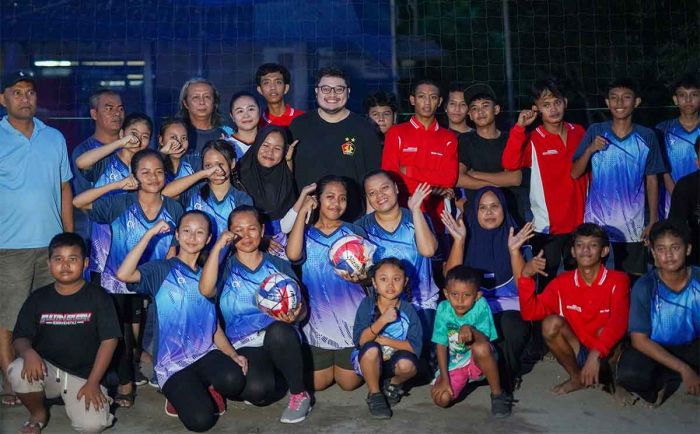 Bermalam di Rumah Warga, Bupati Kediri Janji Benahi Lapangan Voli Bermalam di Rumah Warga, Bupati Kediri Janji Benahi Lapangan Voli