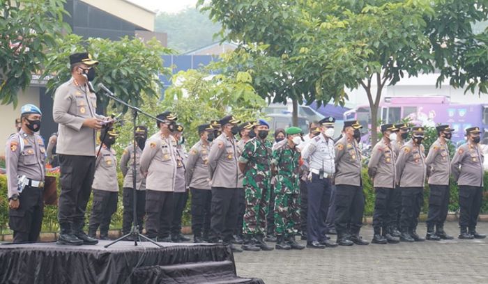 Polresta Sidoarjo Gelar Operasi Keselamatan Semeru 2022 Polresta Sidoarjo Gelar Operasi Keselamatan Semeru 2022