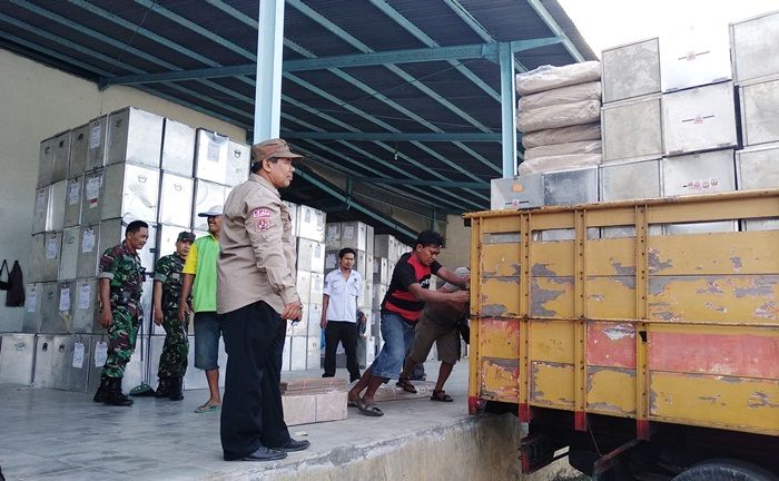 ​KPU Pamekasan Mulai Distribusikan Logistik Pemilu Serentak 2018