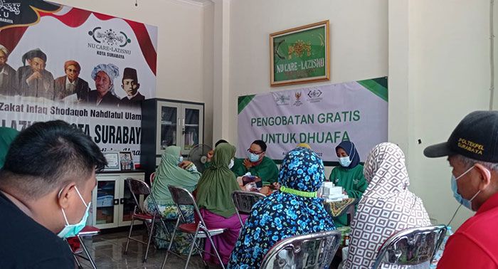 Pemeriksaan dan Pengobatan Gratis Lazisnu Surabaya Disambut Antusias Warga Pemeriksaan dan Pengobatan Gratis Lazisnu Surabaya Disambut Antusias Warga