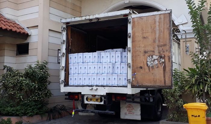 26.000 Galon Air Zam-zam Jamaah Haji Tiba di AHES 26.000 Galon Air Zam-zam Jamaah Haji Tiba di AHES