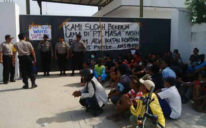 Merasa Dikibuli, Warga Wadung Tuban Demo PT Masa