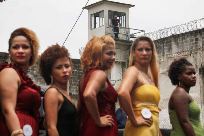 Kontes Miss Criminal 2015 Dimenangkan Cewek Perampok Kontes Miss Criminal 2015 Dimenangkan Cewek Perampok