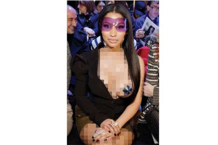 Ingin Lihat Puting Susu Dilakban, Nikmati Penampilan Nicki Minaj Ini