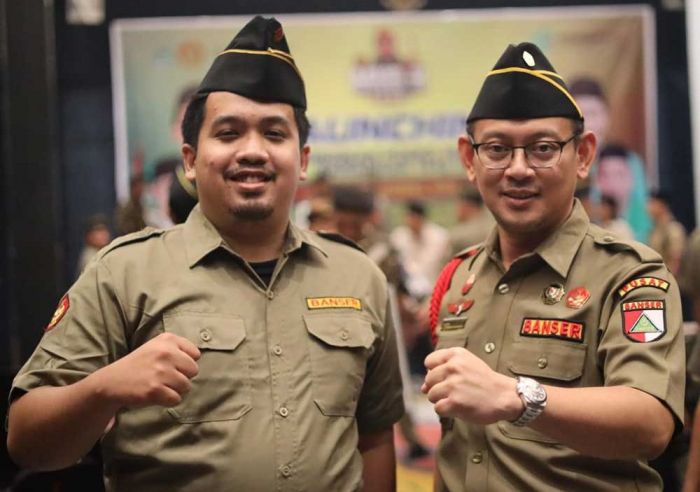 Putra Gubernur Jatim, Ali Mannagalli Siap Gabung Banser dan Mengabdi untuk NU Putra Gubernur Jatim, Ali Mannagalli Siap Gabung Banser dan Mengabdi untuk NU