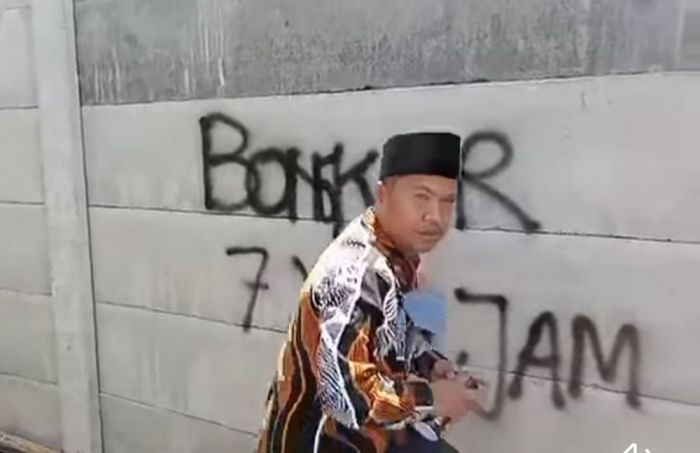 Tutup Akses Warga, Pagar Tembok Green Village Singosari Malang akan Dibongkar Tutup Akses Warga, Pagar Tembok Green Village Singosari Malang akan Dibongkar