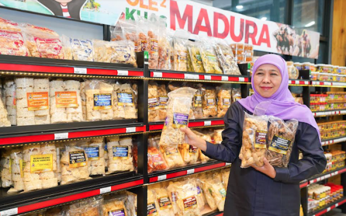 Hari Pelanggan Nasional, Khofifah Dorong Pelaku Usaha Manfaatkan AI Hari Pelanggan Nasional, Khofifah Dorong Pelaku Usaha Manfaatkan AI