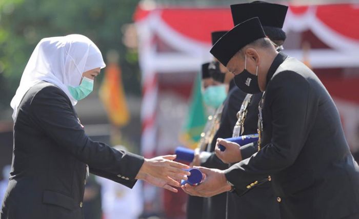 Peringati HUT ke-75 Pemprov Jatim, Gubernur Khofifah: Sudah Saatnya Seluruh Elemen Bersatu Peringati HUT ke-75 Pemprov Jatim, Gubernur Khofifah: Sudah Saatnya Seluruh Elemen Bersatu