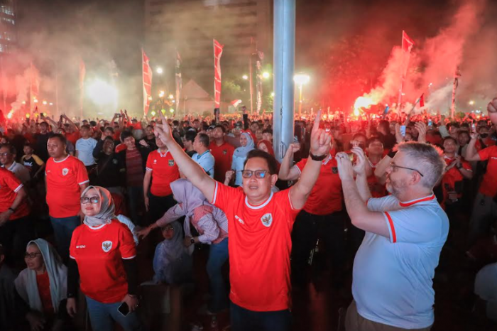 Pemprov Jatim Gelar Nobar Semifinal Piala Asia, Pj Adhy Puji Perkembangan Timnas U-23 Pemprov Jatim Gelar Nobar Semifinal Piala Asia, Pj Adhy Puji Perkembangan Timnas U-23