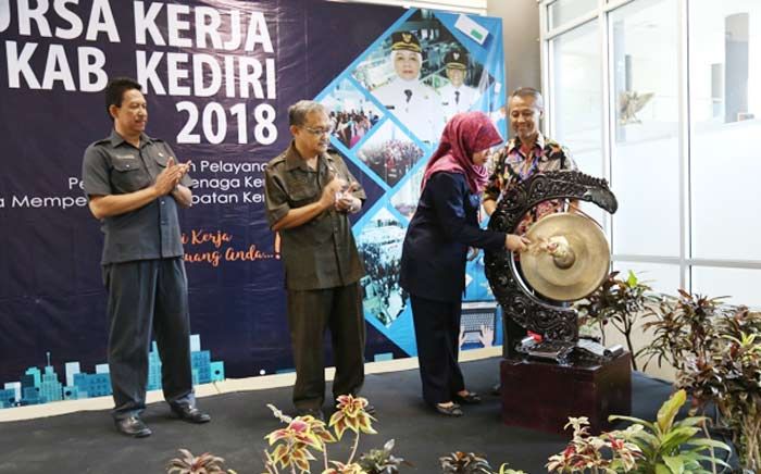 Tekan Angka Pengangguran, Disnaker Kediri Buka Ribuan Lowongan Kerja